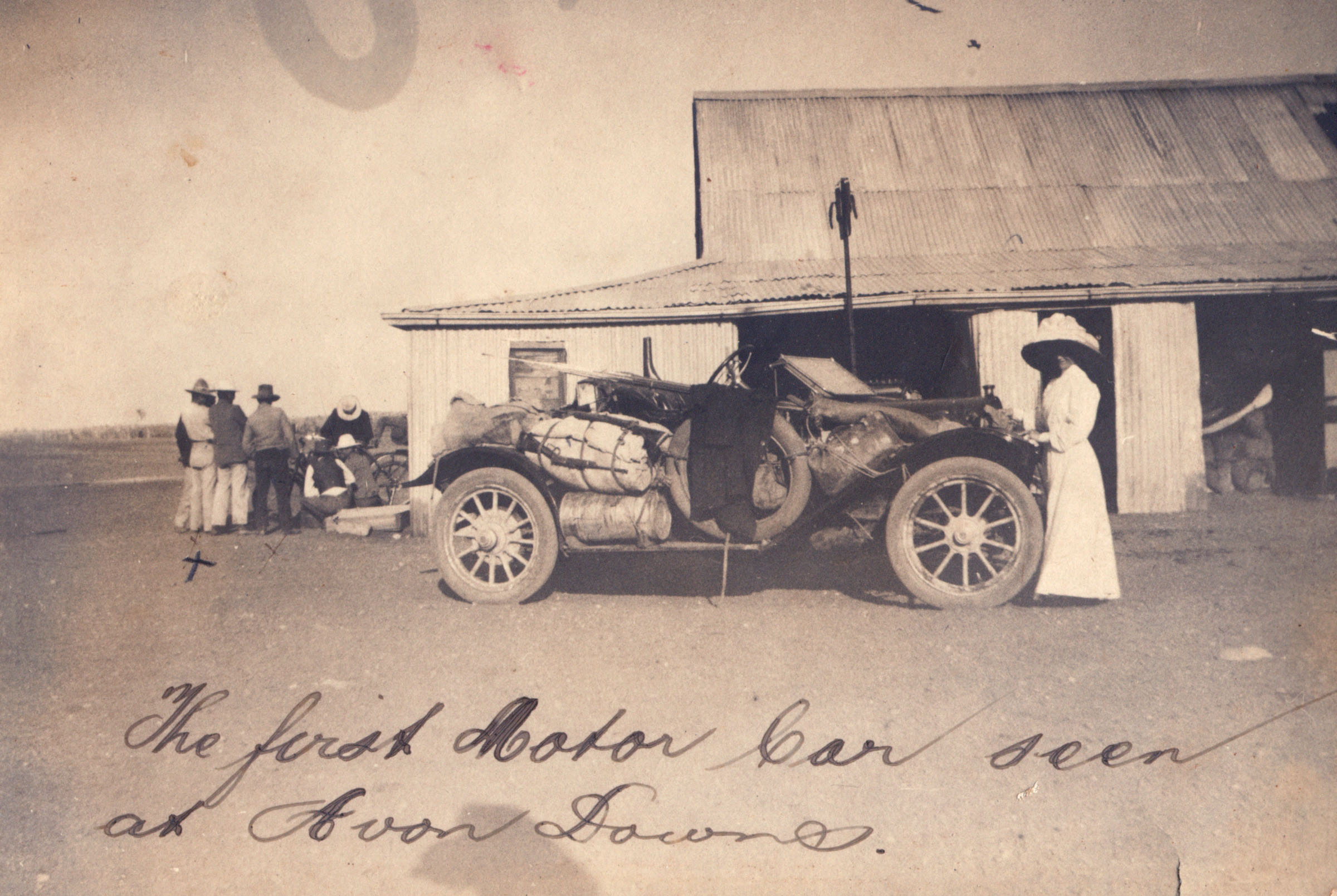 The first motor car seen at Avon Downs Station, Northern Territory, c. 1910 (Z241-211).