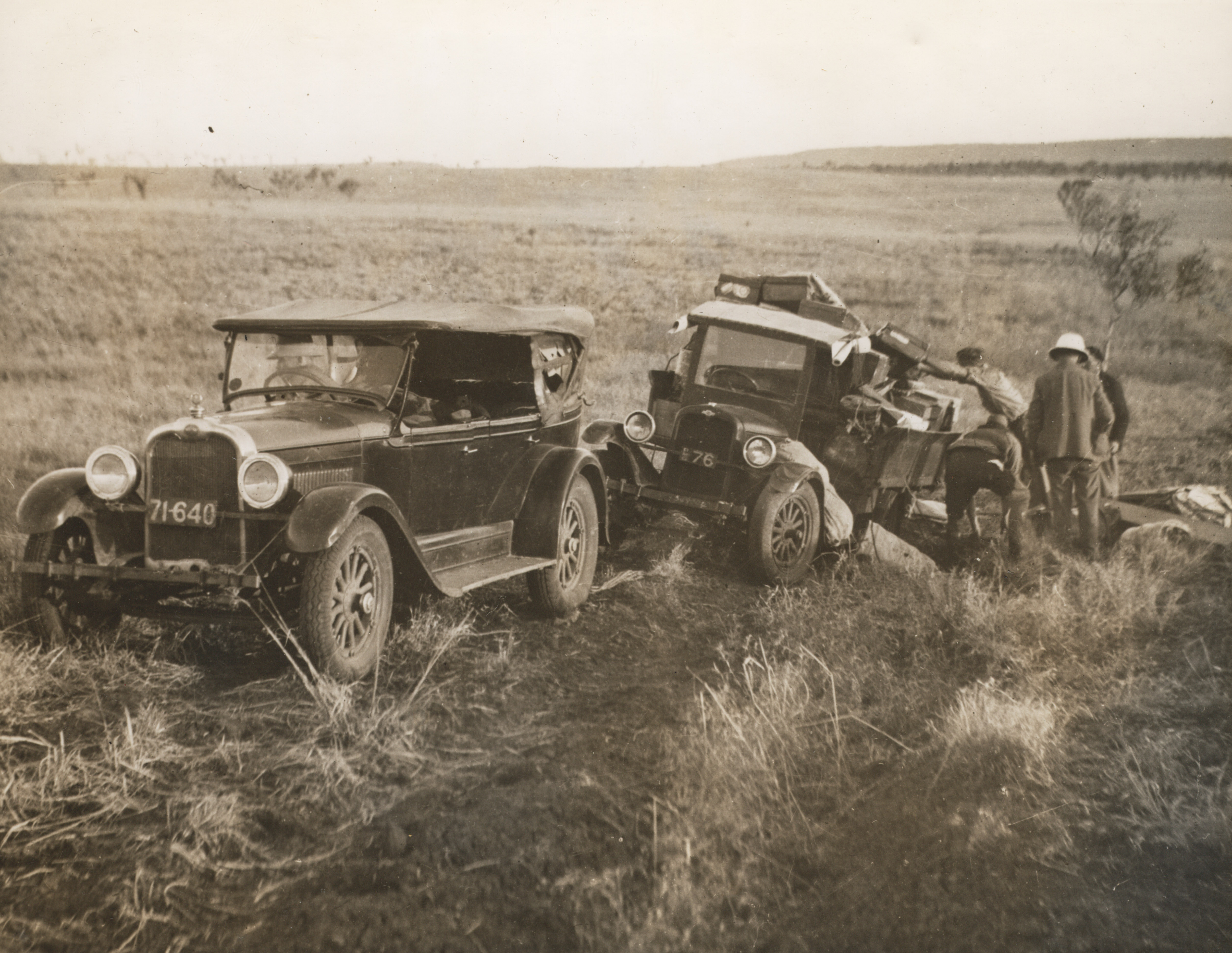 Cars bogged on the road from Anthony Lagoon to Borroloola, Northern Territory, 30 July 1934 (Z241-211). 