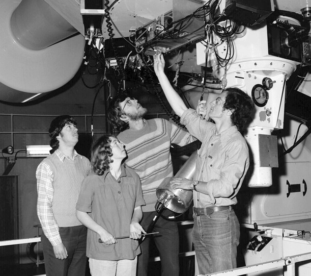 Students at Mount Stromlo Observatory, 1978 (Courtesy of Mount Stromlo Observatory).