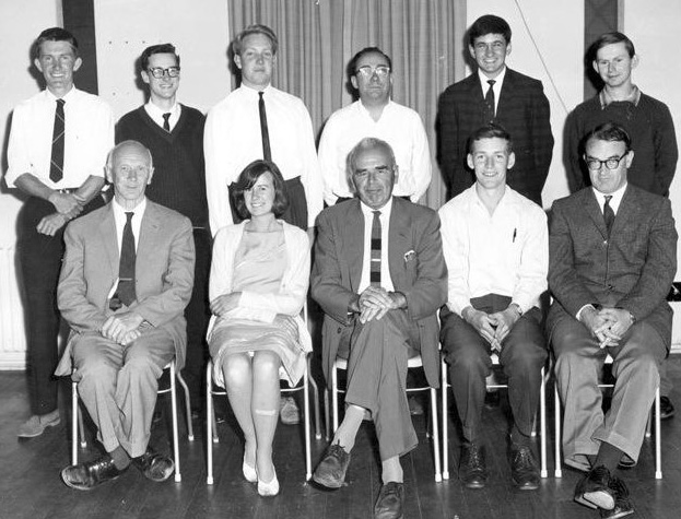 Vacation scholars with Director Bart Bok, 1964 (Courtesy of Mount Stromlo Observatory).
