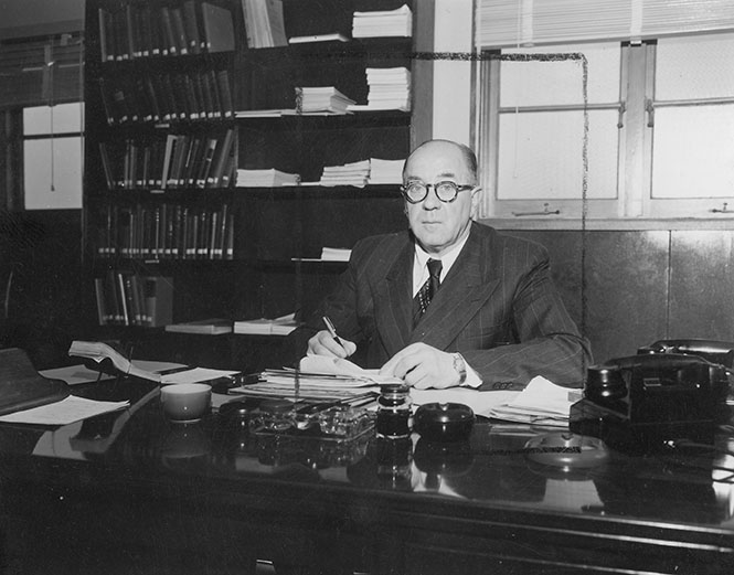 Vice-Chancellor Copland, Osborne the Registrar and Lewis the Architect ...