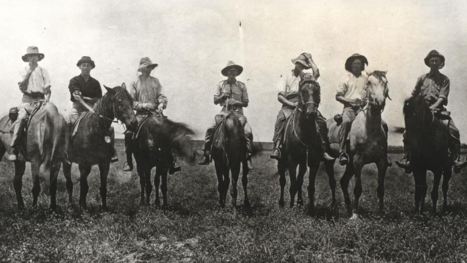 Jackeroos at Corona Station, Queensland, 1920s (68-97). 