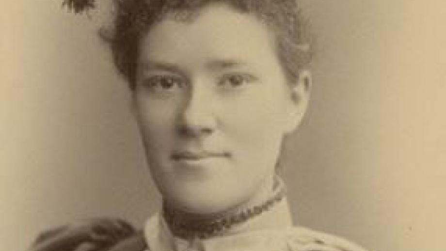 Dr Violet Plummer, c. late 1800s. Courtesy of the University of Adelaide Special Collections.