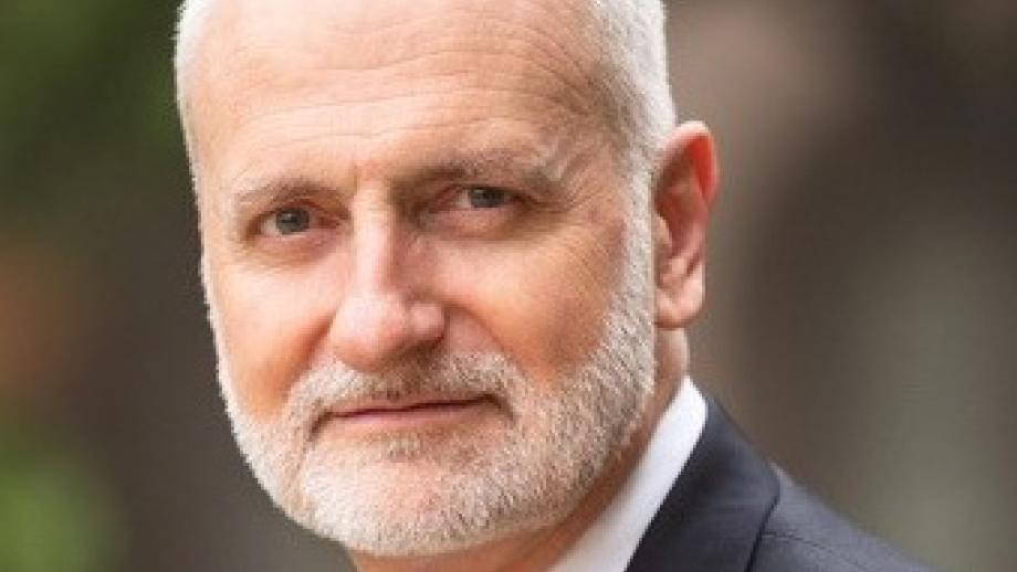 Director Matthew Colless, c. 2000s (Courtesy of ANU Research School of Astronomy & Astrophysics).