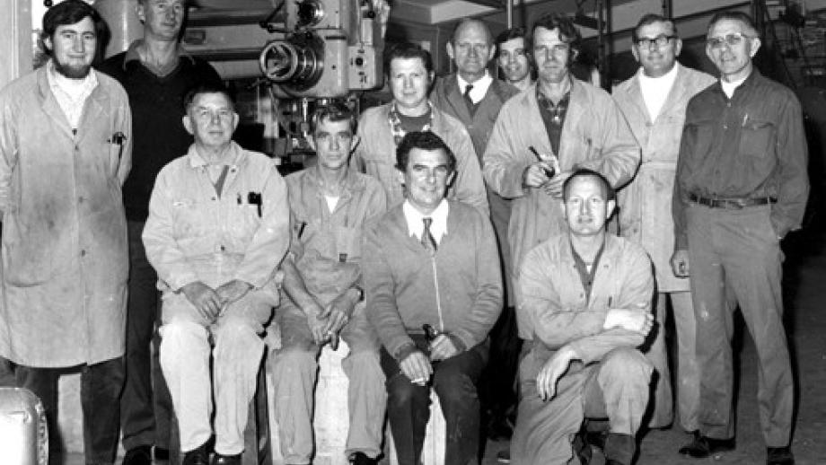 Mount Stromlo Observatory Workshop staff, 1983 (Courtesy of Mount Stromlo Observatory).