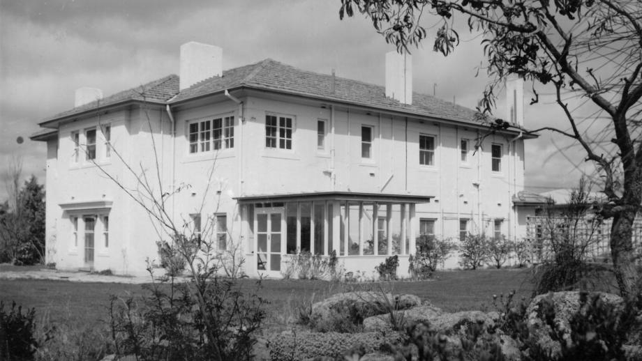 Director's Residence (Observatory House) showing new sun porch, Mount Stromlo Observatory, 1920s (ANUA592-102).