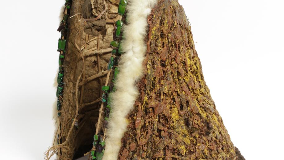 Ceremonial peng wig headdress