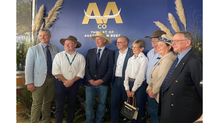Photo of Prime Minister Anthony Albanese with team from the Australian Agricultural Company
